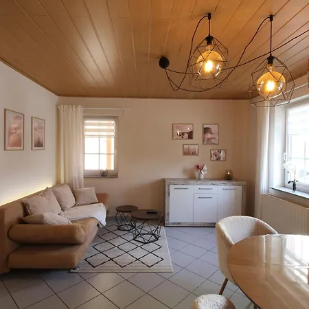 & Relax アパート