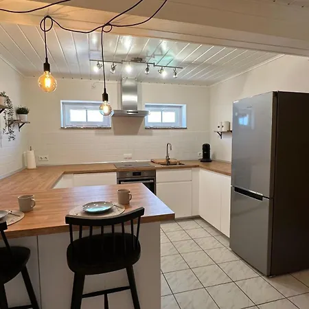 & Relax アパート *